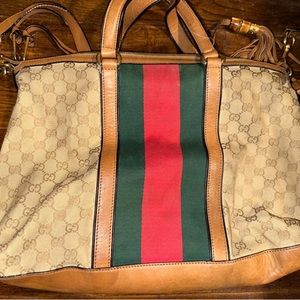 Used Gucci bag with dust bag